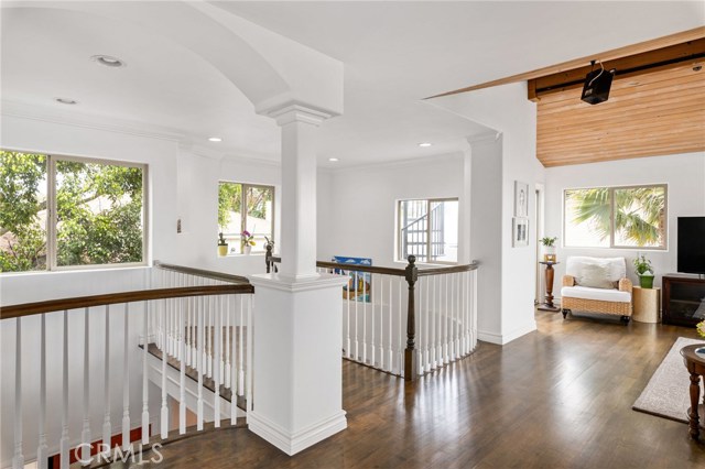 952 15th Street, Hermosa Beach, California 90254, 4 Bedrooms Bedrooms, ,3 BathroomsBathrooms,Residential,Sold,15th,SB20106766