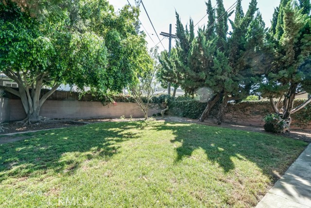 1012 Rosecrans Avenue, Manhattan Beach, California 90266, 3 Bedrooms Bedrooms, ,1 BathroomBathrooms,Residential,Sold,Rosecrans,PW19215586