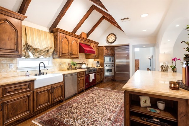 755 31st Street, Manhattan Beach, California 90266, 4 Bedrooms Bedrooms, ,4 BathroomsBathrooms,Residential,Sold,31st,SB19068029