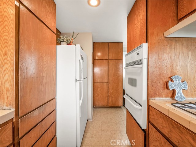 1002 3rd Street, Hermosa Beach, California 90254, 3 Bedrooms Bedrooms, ,2 BathroomsBathrooms,Residential,Sold,3rd,SB21012188