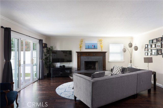2001 Ernest Avenue, Redondo Beach, California 90278, 4 Bedrooms Bedrooms, ,1 BathroomBathrooms,Residential,Sold,Ernest,SB18238314