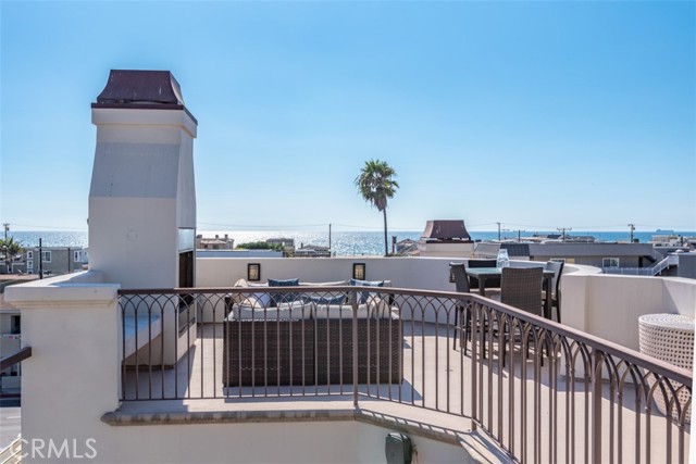 1744 Hermosa Avenue, Hermosa Beach, California 90254, 4 Bedrooms Bedrooms, ,2 BathroomsBathrooms,Residential,Sold,Hermosa,SB21053900