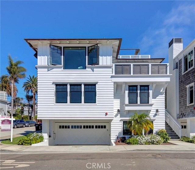 548 Pine Street, Hermosa Beach, California 90254, 4 Bedrooms Bedrooms, ,3 BathroomsBathrooms,Residential,Sold,Pine,SB19142992