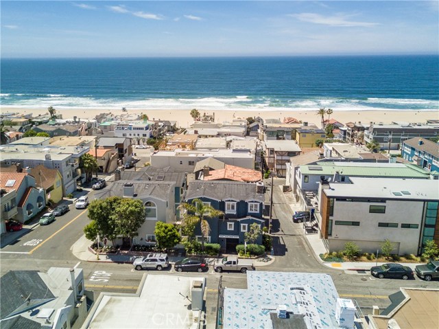 232 5th Place, Manhattan Beach, California 90266, 3 Bedrooms Bedrooms, ,3 BathroomsBathrooms,Residential,Sold,5th,SB17090395