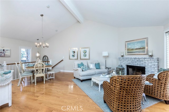 211 Helberta Avenue, Redondo Beach, California 90277, 2 Bedrooms Bedrooms, ,2 BathroomsBathrooms,Residential,Sold,Helberta,RS18145778