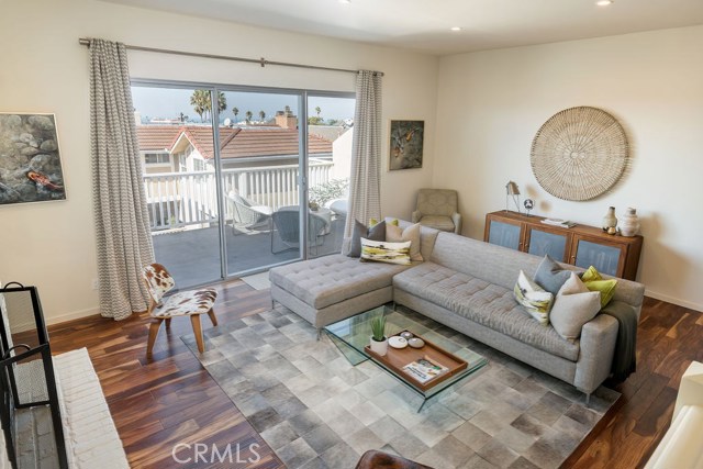 222 Guadalupe Avenue, Redondo Beach, California 90277, 4 Bedrooms Bedrooms, ,1 BathroomBathrooms,Residential,Sold,Guadalupe,SB19253760