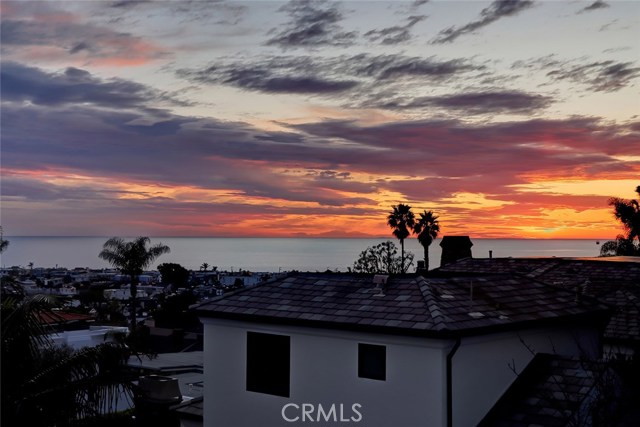 852 8th Street, Manhattan Beach, California 90266, 5 Bedrooms Bedrooms, ,5 BathroomsBathrooms,Residential,Sold,8th,SB20024515