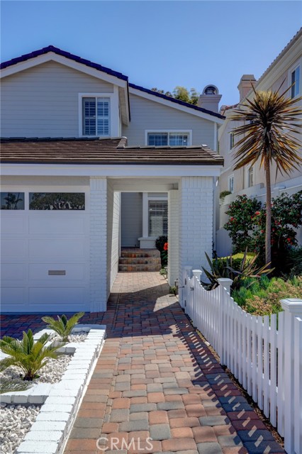 1550 11th Street, Manhattan Beach, California 90266, 5 Bedrooms Bedrooms, ,2 BathroomsBathrooms,Residential,Sold,11th,SB21069191