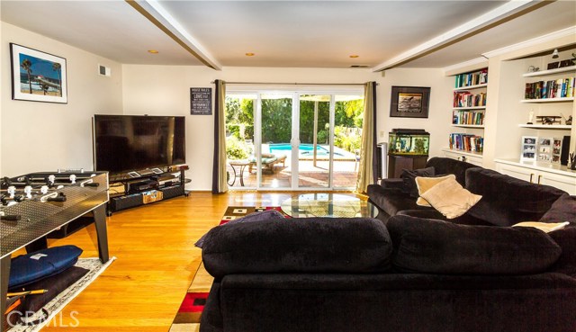 5672 Sunmist Drive, Rancho Palos Verdes, California 90275, 4 Bedrooms Bedrooms, ,3 BathroomsBathrooms,Residential,Sold,Sunmist,SB17111402