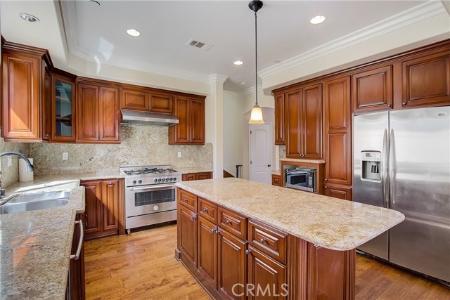 1910 Marshallfield Lane, Redondo Beach, California 90278, 4 Bedrooms Bedrooms, ,4 BathroomsBathrooms,Residential,Sold,Marshallfield,SB21057730