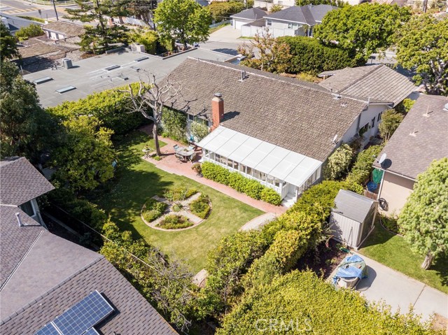 300 Meadows Avenue, Manhattan Beach, California 90266, 4 Bedrooms Bedrooms, ,2 BathroomsBathrooms,Residential,Sold,Meadows,SB19079287