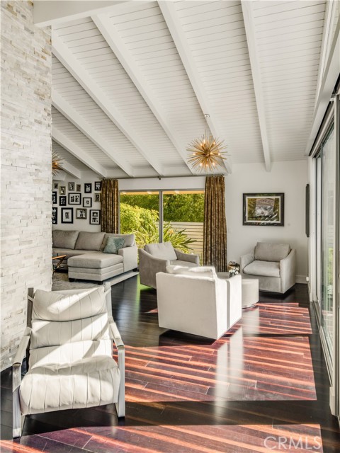 15 Dorado Place, Rolling Hills Estates, California 90274, 4 Bedrooms Bedrooms, ,3 BathroomsBathrooms,Residential,Sold,Dorado,PV21039996