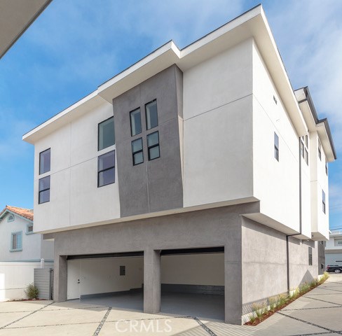 2207 Harriman Lane, Redondo Beach, California 90278, 3 Bedrooms Bedrooms, ,3 BathroomsBathrooms,Residential,Sold,Harriman,PV17166396