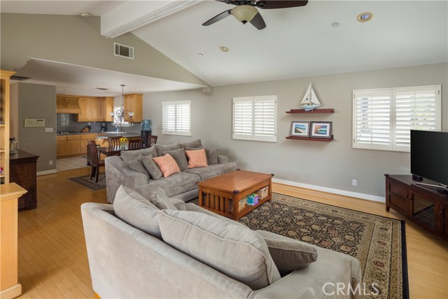 Bright & Spacious Bright & Spacious