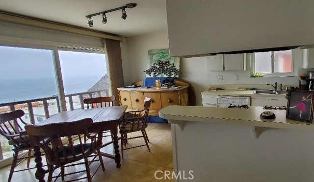 Breakfast Bar, Dining Room and Kitchen with Ocean Views