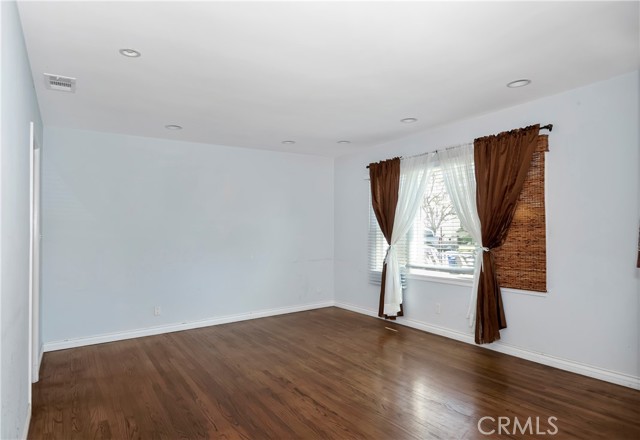 1605 Harkness, Manhattan Beach, California 90266, 3 Bedrooms Bedrooms, ,1 BathroomBathrooms,Residential,Sold,Harkness,SB21055276