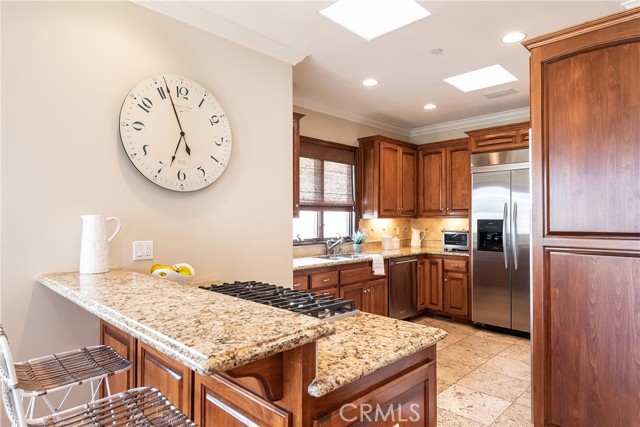 319 24th Street, Manhattan Beach, California 90266, 3 Bedrooms Bedrooms, ,3 BathroomsBathrooms,Residential,Sold,24th,SB21092556