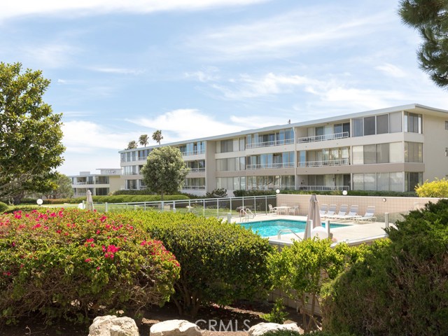 32614 Coastsite Drive, Rancho Palos Verdes, California 90275, 2 Bedrooms Bedrooms, ,2 BathroomsBathrooms,Residential,Sold,Coastsite,PV20231252