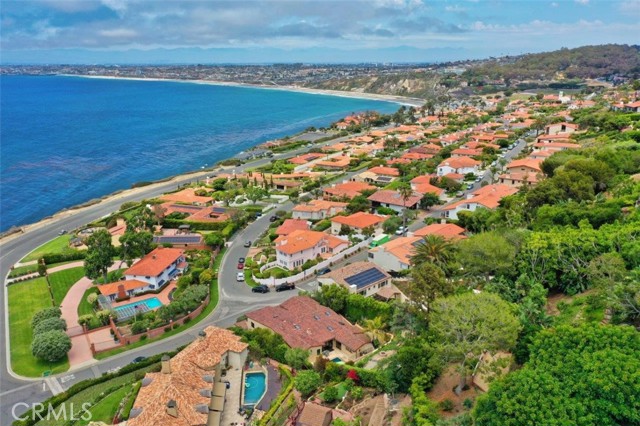 592 Via Almar, Palos Verdes Estates, California 90274, 4 Bedrooms Bedrooms, ,4 BathroomsBathrooms,Residential,Sold,Via Almar,SB21138248