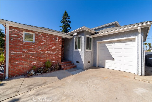 2517 Fisk Lane, Redondo Beach, California 90278, 4 Bedrooms Bedrooms, ,3 BathroomsBathrooms,Residential,Sold,Fisk,SB19239159