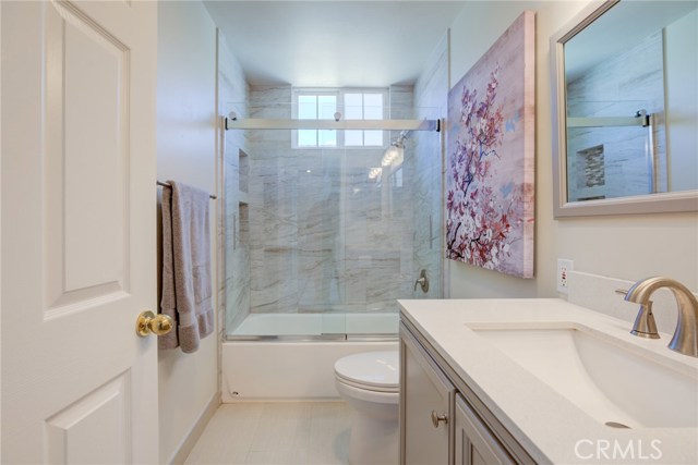 1019 Avenue B, Redondo Beach, California 90277, 4 Bedrooms Bedrooms, ,2 BathroomsBathrooms,Residential,Sold,Avenue B,PV20263391