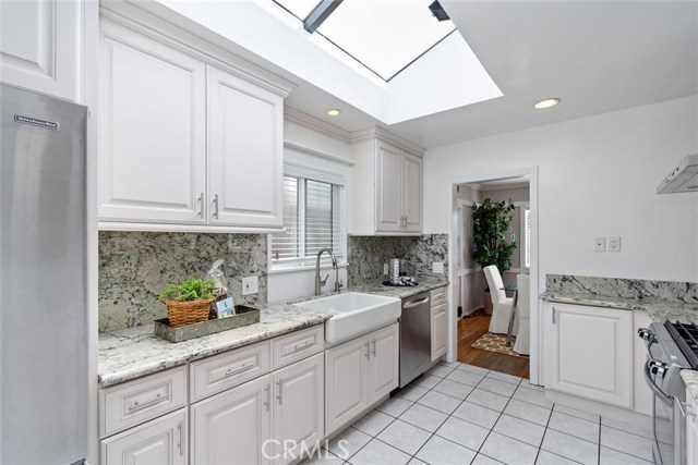 1536 Bonnie Brae Street, Hermosa Beach, California 90254, 3 Bedrooms Bedrooms, ,2 BathroomsBathrooms,Residential,Sold,Bonnie Brae,PV20135186