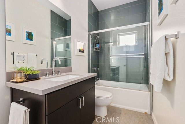 720 Rosecrans Avenue, Manhattan Beach, California 90266, 4 Bedrooms Bedrooms, ,3 BathroomsBathrooms,Residential,Sold,Rosecrans,PW21110961