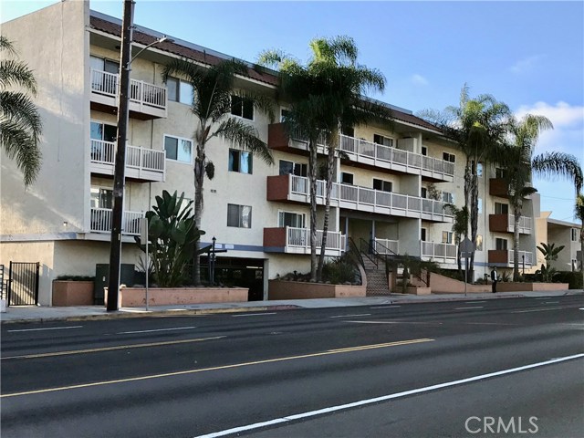 1707 Pacific Coast, Hermosa Beach, California 90254, 1 Bedroom Bedrooms, ,1 BathroomBathrooms,Residential,Sold,Pacific Coast,OC18245230