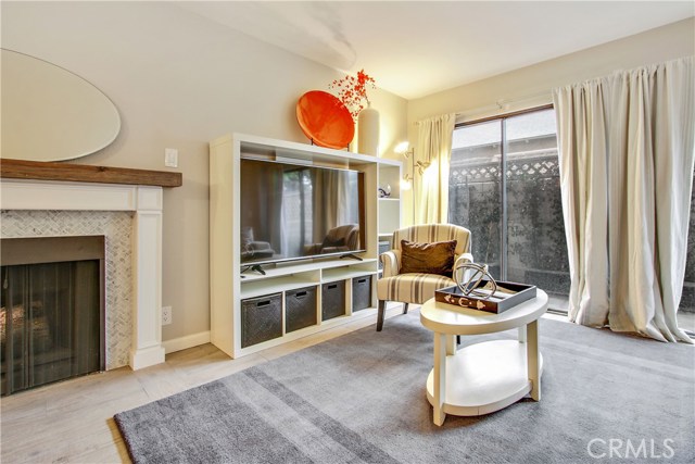 700 Esplanade, Redondo Beach, California 90277, 3 Bedrooms Bedrooms, ,2 BathroomsBathrooms,Residential,Sold,Esplanade,SB18014661