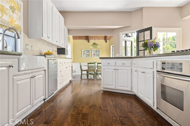 2701 Maple Avenue, Manhattan Beach, California 90266, 4 Bedrooms Bedrooms, ,3 BathroomsBathrooms,Residential,Sold,Maple,SB20115116