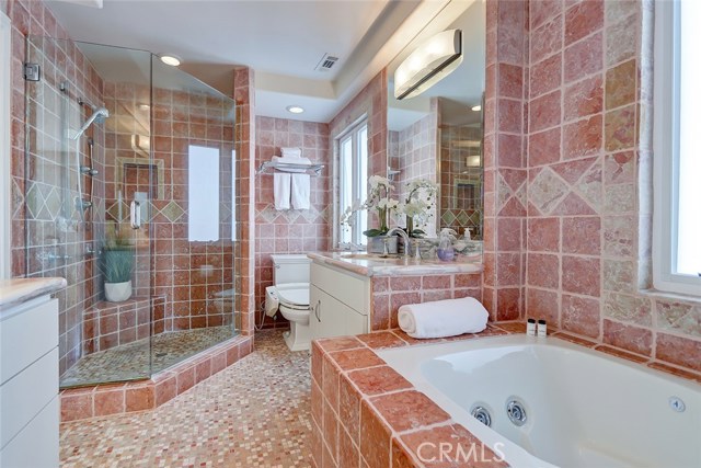 1057 8th Place, Hermosa Beach, California 90254, 5 Bedrooms Bedrooms, ,3 BathroomsBathrooms,Residential,Sold,8th,SB19212583
