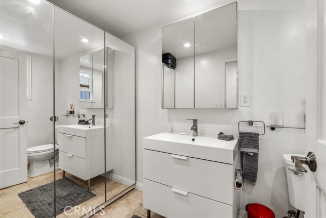 200 Gull Street, Manhattan Beach, California 90266, 3 Bedrooms Bedrooms, ,1 BathroomBathrooms,Residential,Sold,Gull,OC21063409