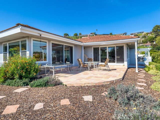 3030 Deluna Drive, Rancho Palos Verdes, California 90275, 3 Bedrooms Bedrooms, ,3 BathroomsBathrooms,Residential,Sold,Deluna,PV21027353