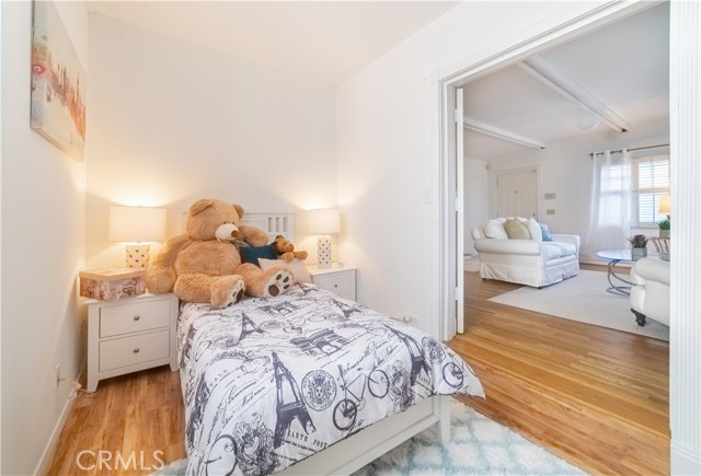 500 Rosecrans Avenue, Manhattan Beach, California 90266, 2 Bedrooms Bedrooms, ,1 BathroomBathrooms,Residential,Sold,Rosecrans,SB21003064