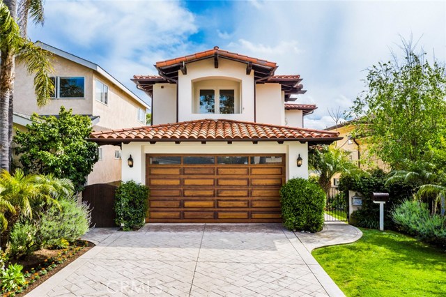 700 Avenue C, Redondo Beach, California 90277, 5 Bedrooms Bedrooms, ,5 BathroomsBathrooms,Residential,Sold,Avenue C,SB19123719