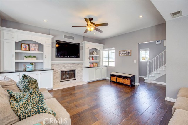 2606 Huntington Lane, Redondo Beach, California 90278, 4 Bedrooms Bedrooms, ,2 BathroomsBathrooms,Residential,Sold,Huntington,PV19130613