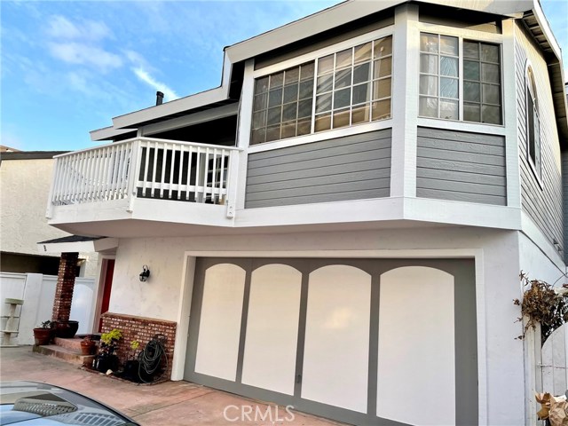1924 Gates Avenue, Redondo Beach, California 90278, 4 Bedrooms Bedrooms, ,2 BathroomsBathrooms,Residential,Sold,Gates,PV20227378