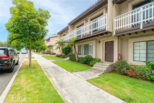 412 Avenue G, Redondo Beach, California 90277, 3 Bedrooms Bedrooms, ,2 BathroomsBathrooms,Residential,Sold,Avenue G,SB20109208