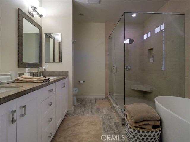 432 23rd Street, Manhattan Beach, California 90266, 3 Bedrooms Bedrooms, ,3 BathroomsBathrooms,Residential,Sold,23rd,SB20013971