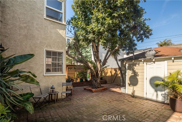 413 5th Street, Manhattan Beach, California 90266, 4 Bedrooms Bedrooms, ,2 BathroomsBathrooms,Residential,Sold,5th,SB21054746