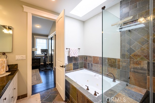 2606 Vanderbilt Lane, Redondo Beach, California 90278, 3 Bedrooms Bedrooms, ,2 BathroomsBathrooms,Residential,Sold,Vanderbilt,SB20191788