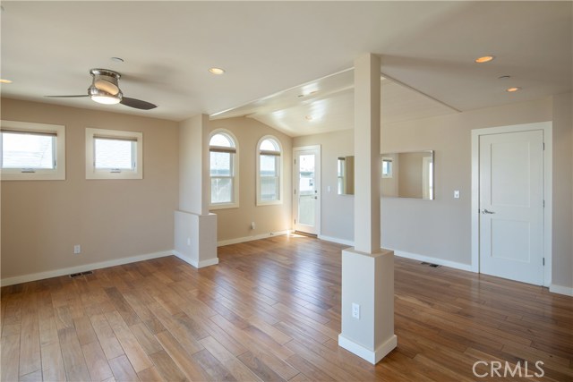 646 Hermosa Avenue, Hermosa Beach, California 90254, 3 Bedrooms Bedrooms, ,2 BathroomsBathrooms,Residential,Sold,Hermosa,SB18146265