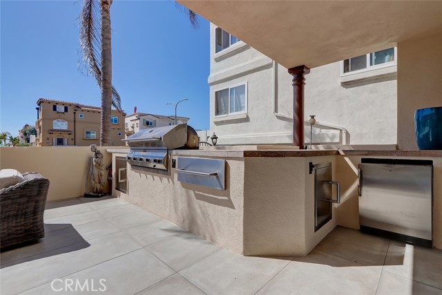 444 Hermosa Avenue, Hermosa Beach, California 90254, 3 Bedrooms Bedrooms, ,3 BathroomsBathrooms,Residential,Sold,Hermosa,SB21151683