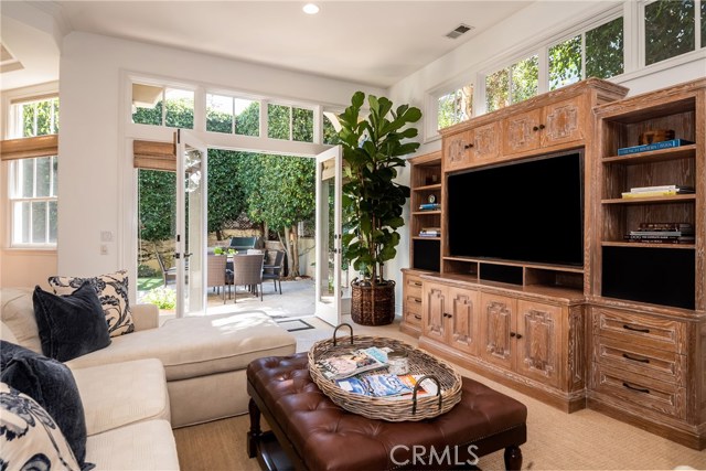 2306 John Street, Manhattan Beach, California 90266, 5 Bedrooms Bedrooms, ,4 BathroomsBathrooms,Residential,Sold,John,SB19259547