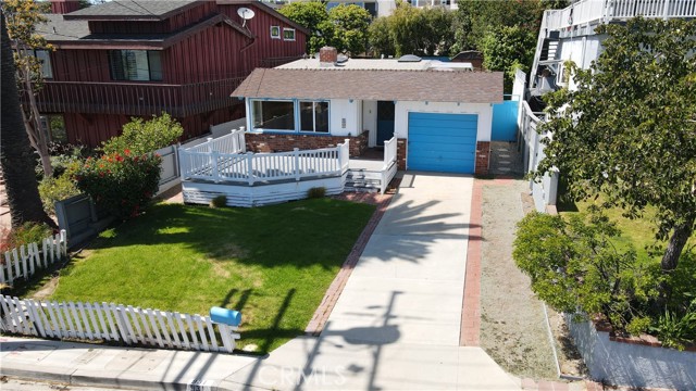 931 Duncan Avenue, Manhattan Beach, California 90266, 3 Bedrooms Bedrooms, ,1 BathroomBathrooms,Residential,Sold,Duncan,SB21139038