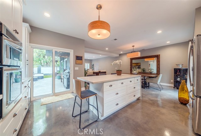 2404 Marshallfield Lane, Redondo Beach, California 90278, 3 Bedrooms Bedrooms, ,2 BathroomsBathrooms,Residential,Sold,Marshallfield,SB18103894