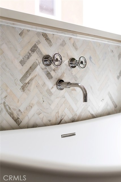 1121 Manhattan Ave, Hermosa Beach, California 90254, 4 Bedrooms Bedrooms, ,2 BathroomsBathrooms,Residential,Sold,Manhattan Ave,SB18116434