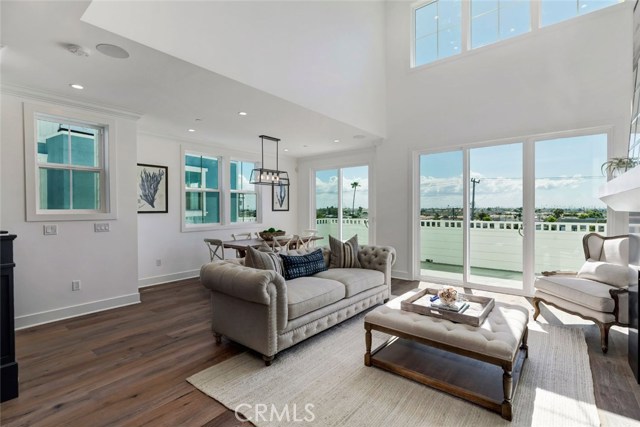 1522 Wollacott Street, Redondo Beach, California 90278, 4 Bedrooms Bedrooms, ,2 BathroomsBathrooms,Residential,Sold,Wollacott,SB19119920