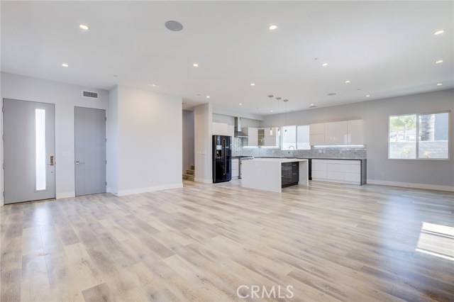 2420 Alvord Lane, Redondo Beach, California 90278, 4 Bedrooms Bedrooms, ,3 BathroomsBathrooms,Residential,Sold,Alvord,PV18203762