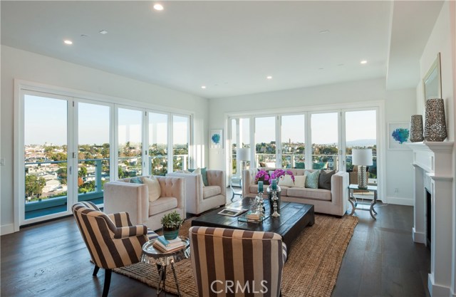 2600 Grandview Avenue, Manhattan Beach, California 90266, 6 Bedrooms Bedrooms, ,2 BathroomsBathrooms,Residential,Sold,Grandview,SB17263084